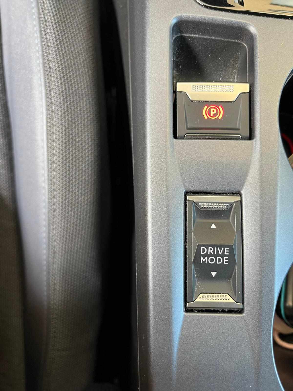peugeot-2008-1-2-puretech-2020-gasolina-1199cc