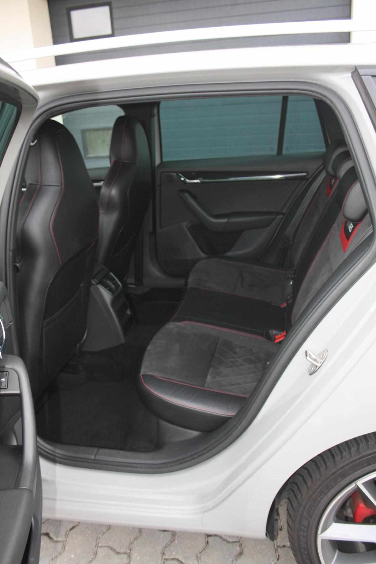 skoda-octavia-2-0-tdi-2018-diesel-1968cc