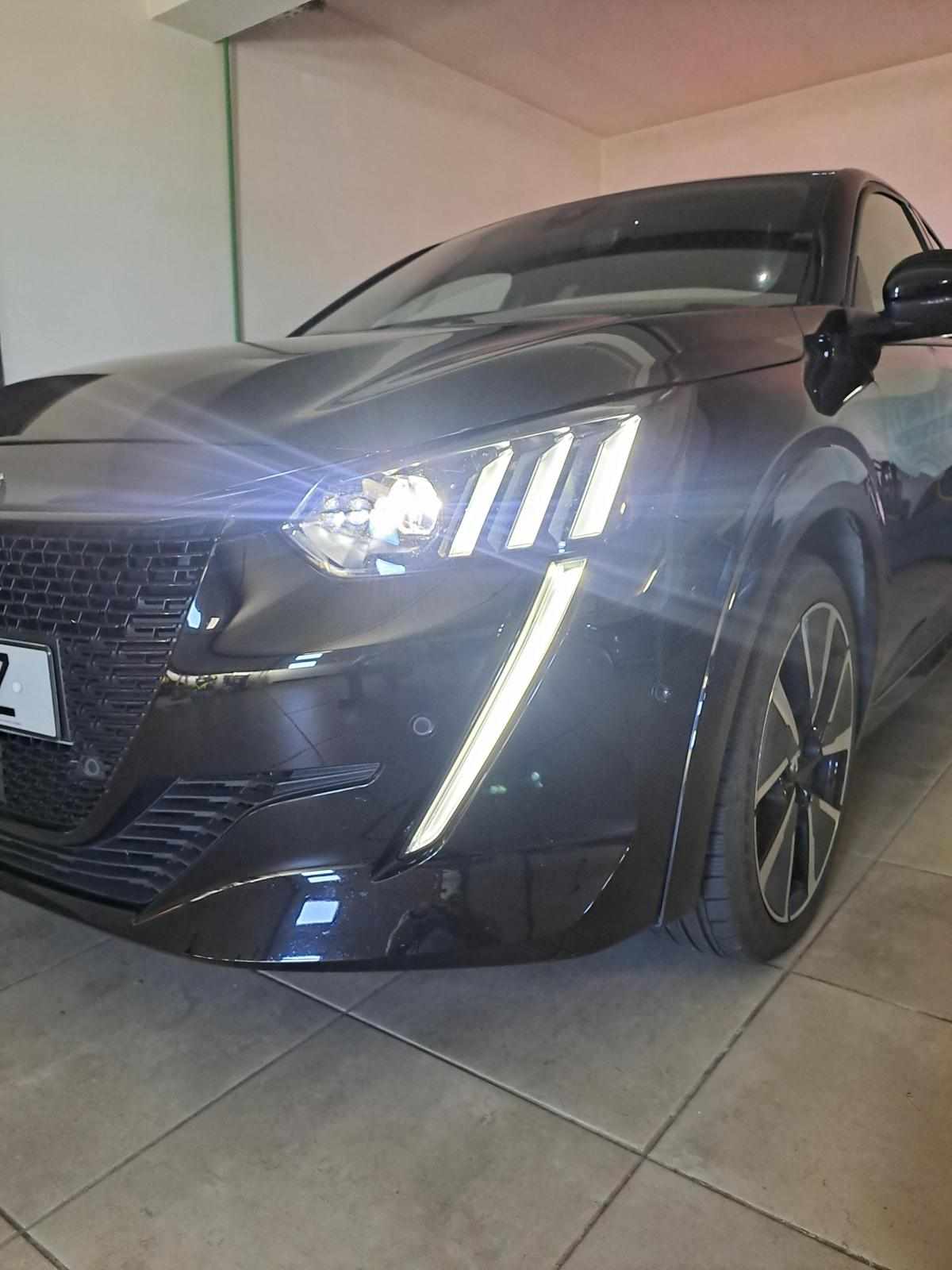 peugeot-e-208-ev-50-kwh-2021-eletrico