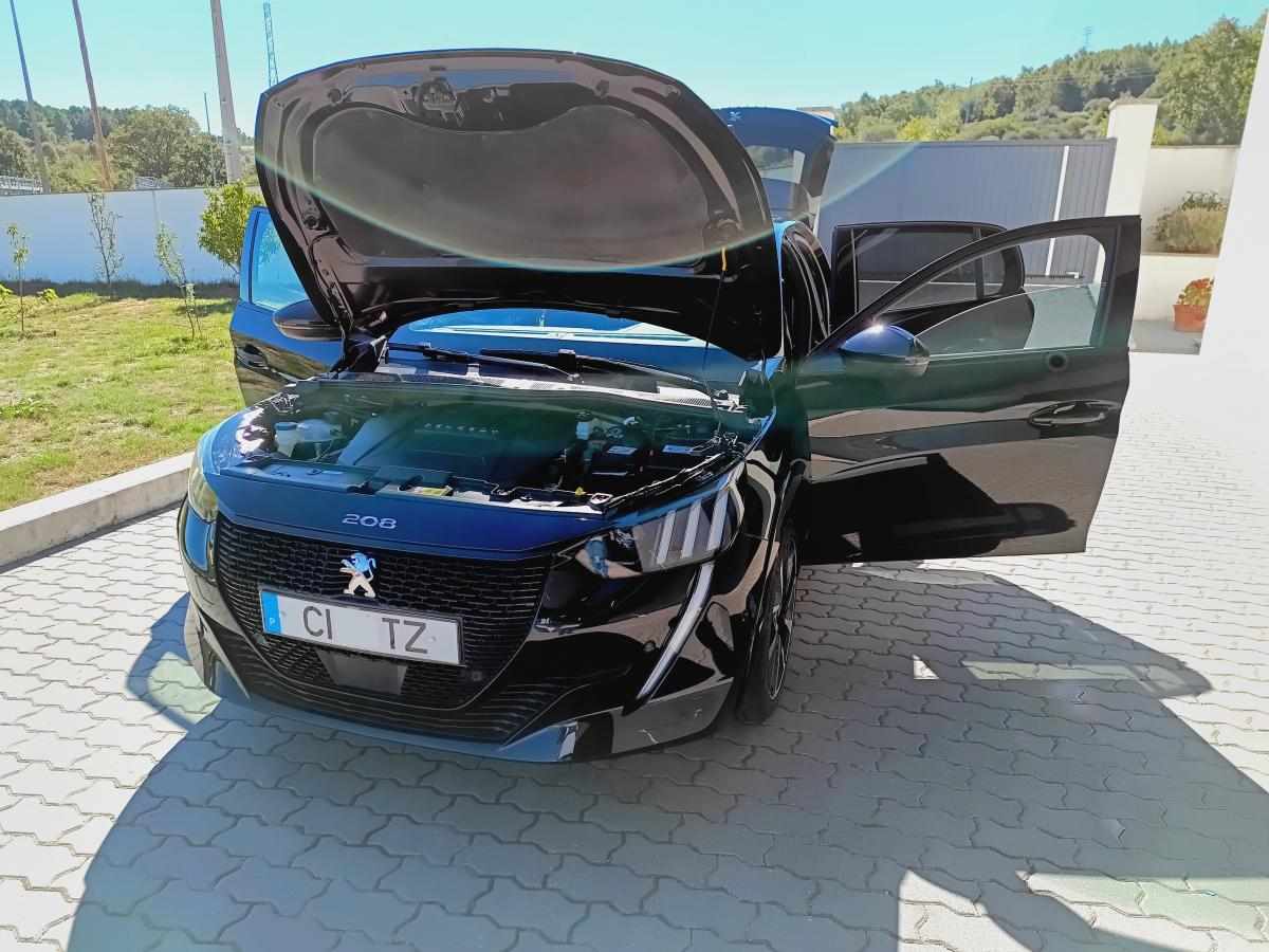 peugeot-e-208-ev-50-kwh-2021-eletrico