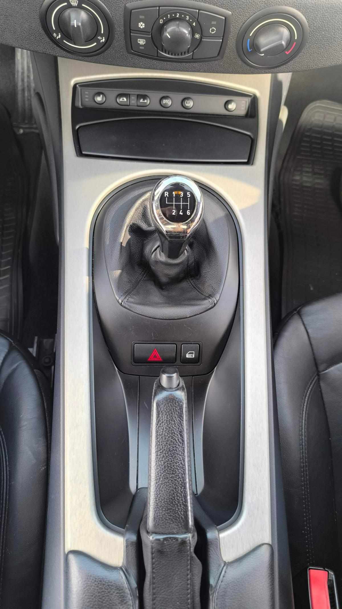bmw-z4-2-0i-2005-gasolina-1995cc