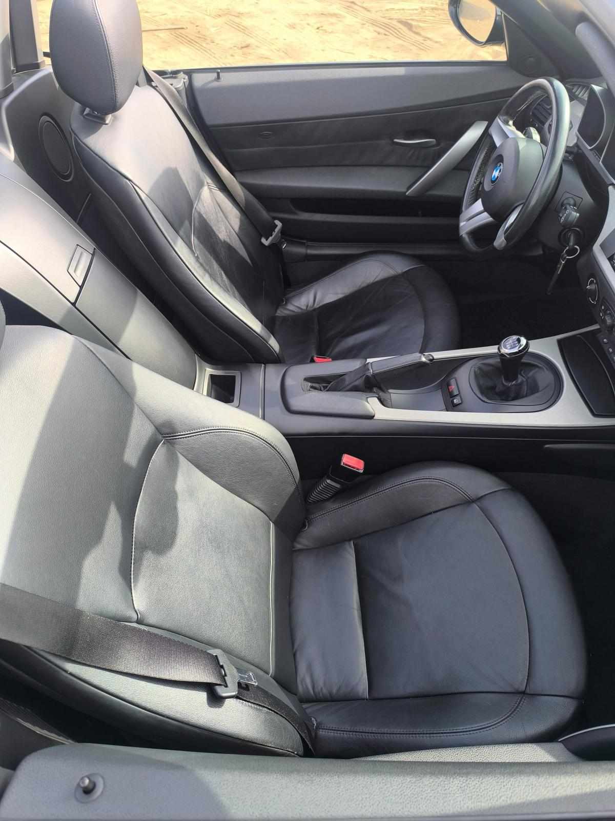 bmw-z4-2-0i-2005-gasolina-1995cc
