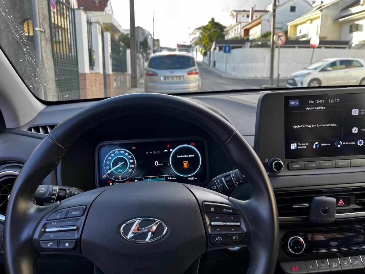 hyundai-kauai-1-0t-2023-gasolina-998cc