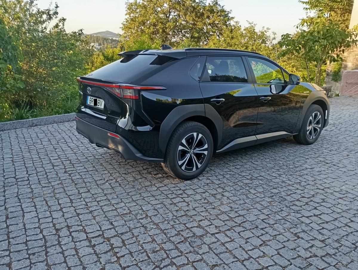 toyota-bz4x-71-4-kwh-2023-eletrico