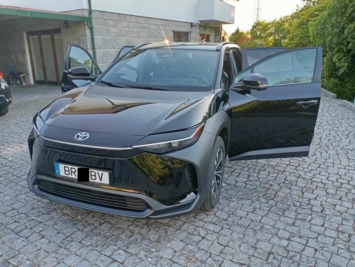 toyota-bz4x-71-4-kwh-2023-eletrico