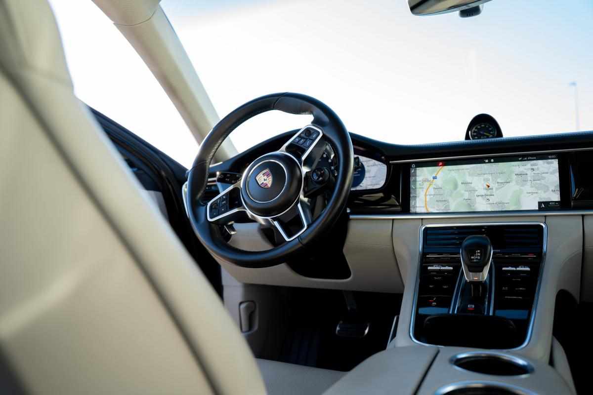porsche-panamera-4-e-hybrid-2019-gasolina-2894cc