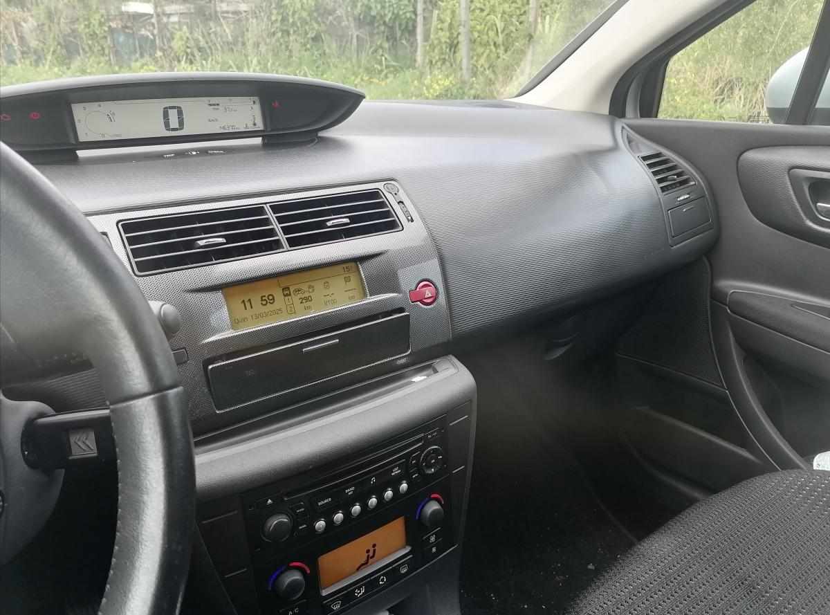 citroen-c4-1-6-hdi-2010-diesel-1560cc
