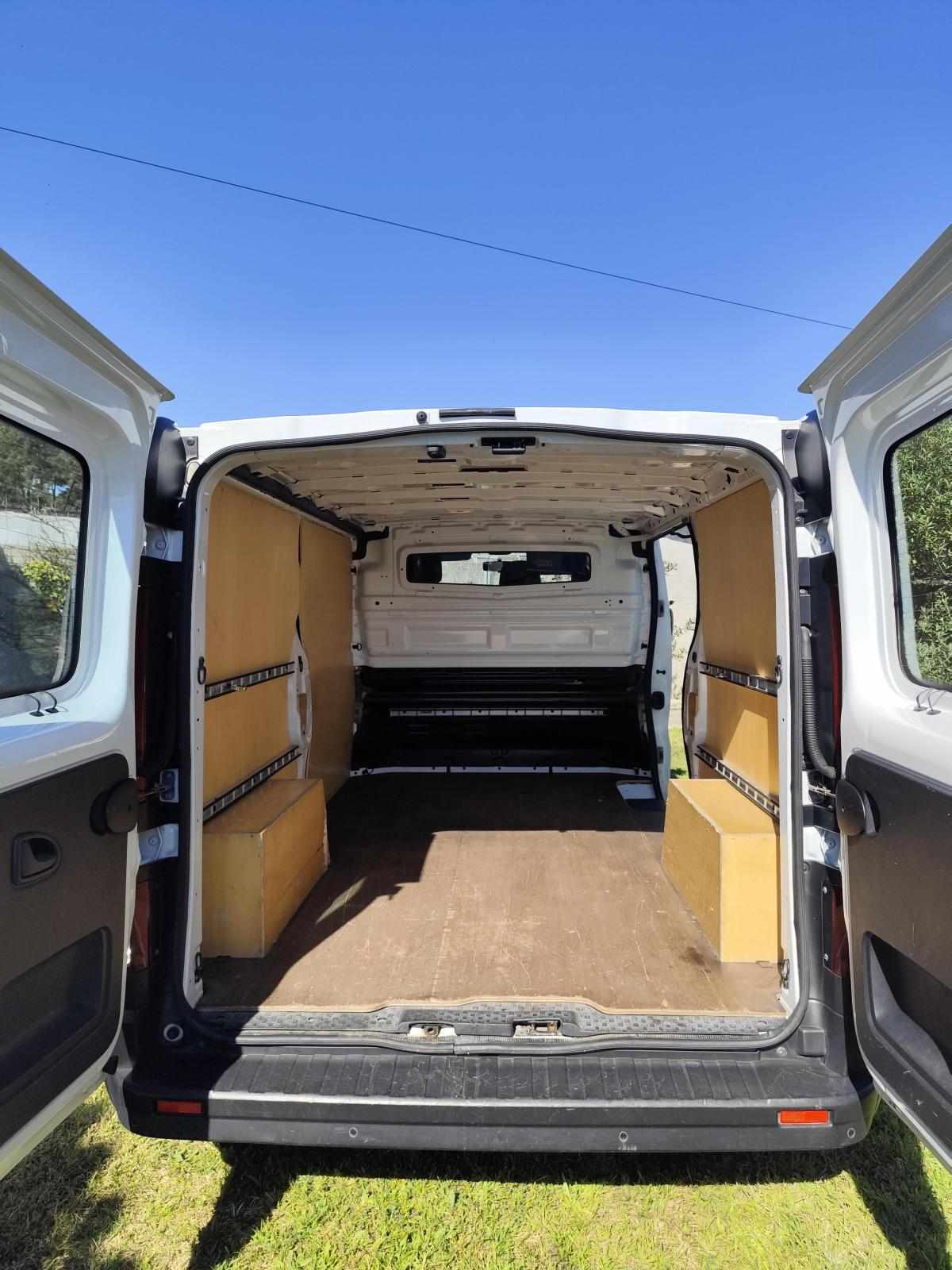 renault-trafic-1-6-dci-2016-diesel-1598cc