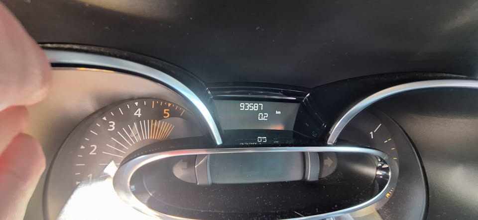 renault-clio-1-5-dci-2015-diesel-1461cc