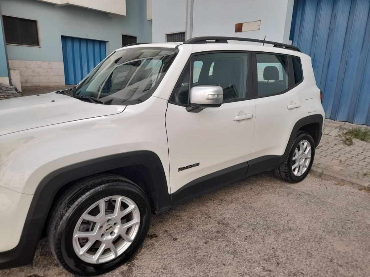 jeep-renegade-4xe-190-2022-hibrido-plug-in-1332cc