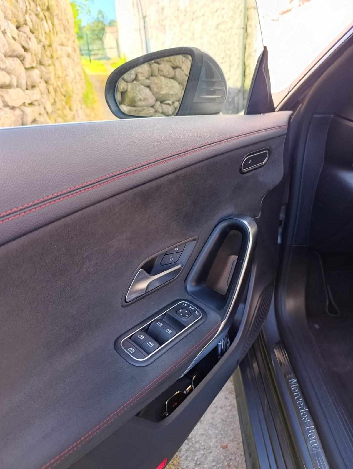 mercedes-benz-cla-250-e-2020-gasolina-1332cc