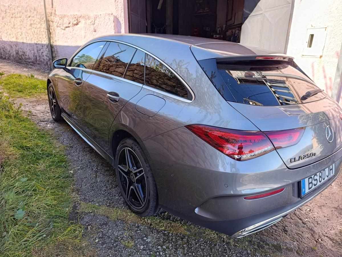 mercedes-benz-cla-250-e-2020-gasolina-1332cc