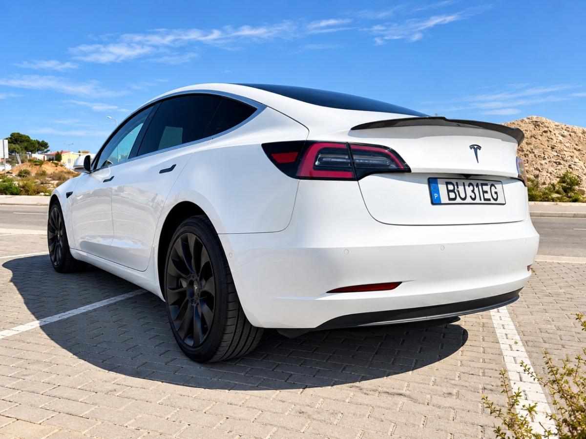 tesla-model-3-standard-range-2020-eletrico