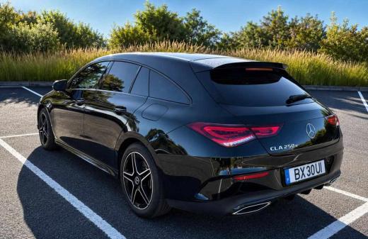 mercedes-benz-cla-250-e-2022-gasolina-1332cc
