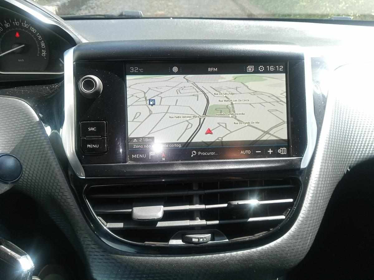 peugeot-208-1-2-puretech-2018-gasolina-1200cc