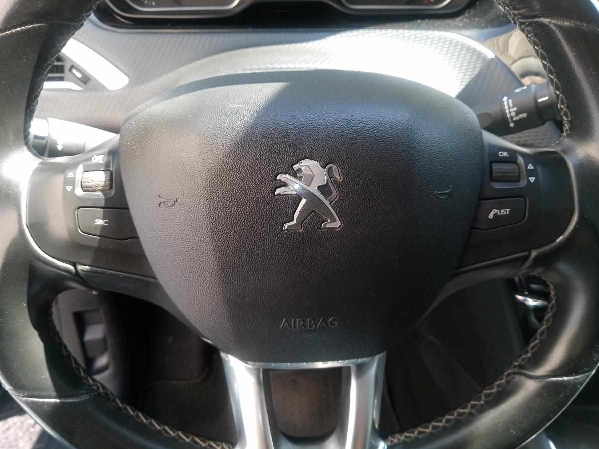 peugeot-208-1-2-puretech-2018-gasolina-1200cc