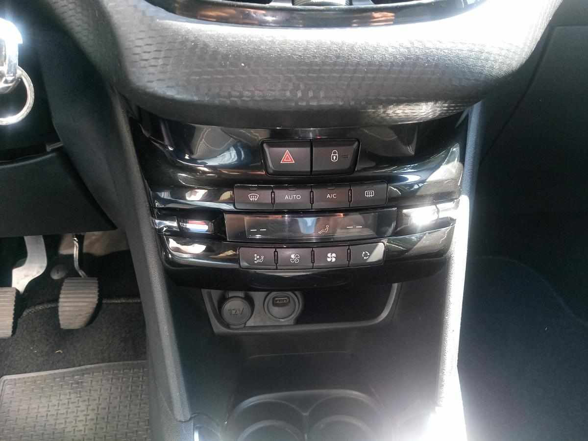 peugeot-208-1-2-puretech-2018-gasolina-1200cc