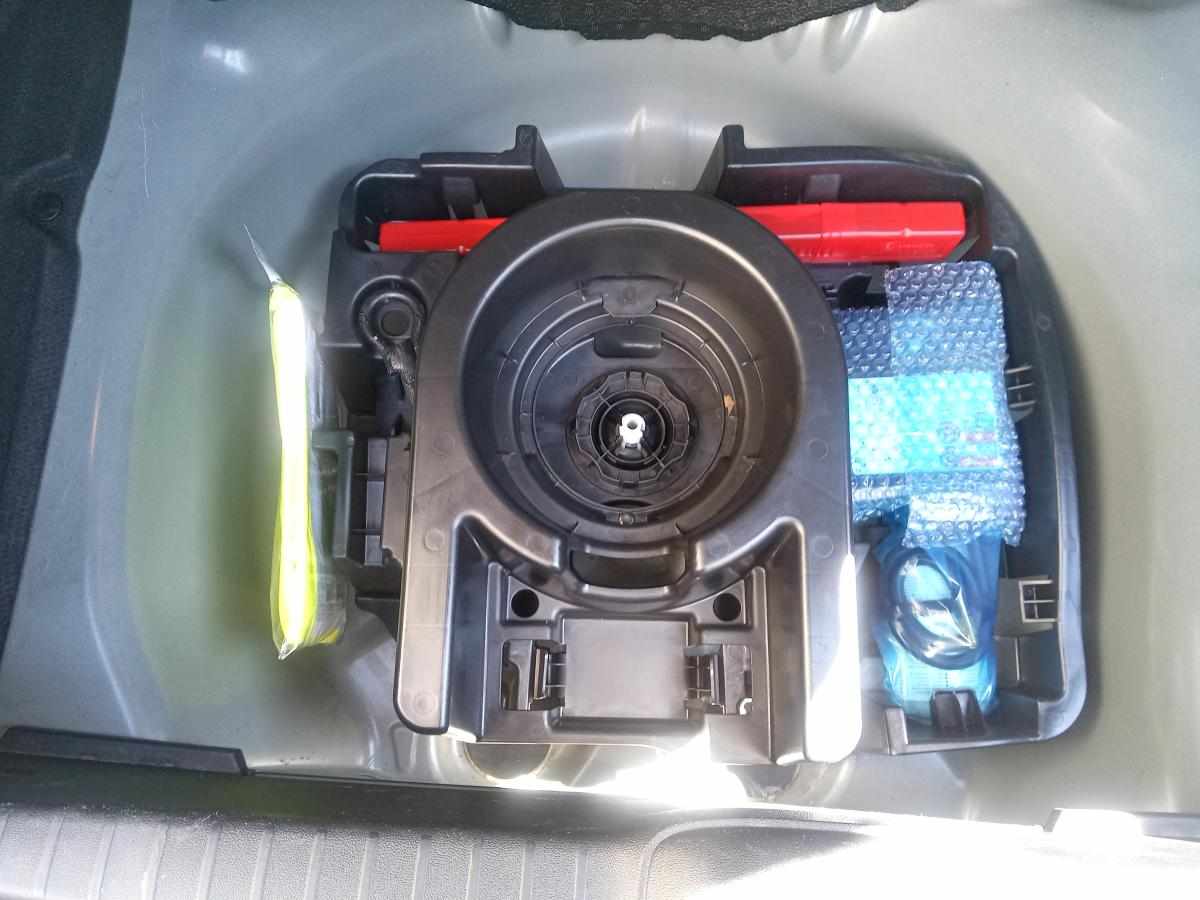 peugeot-208-1-2-puretech-2018-gasolina-1200cc