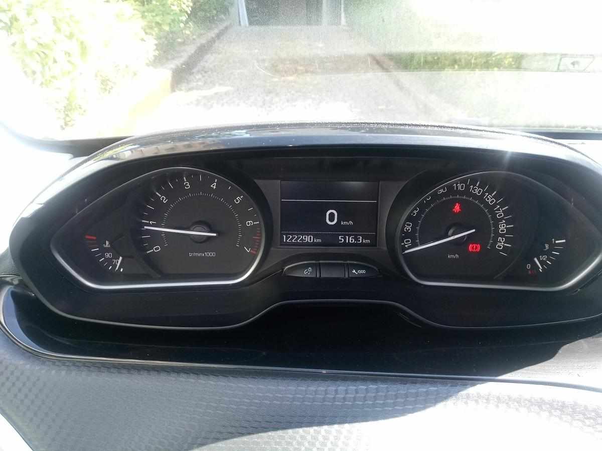 peugeot-208-1-2-puretech-2018-gasolina-1200cc