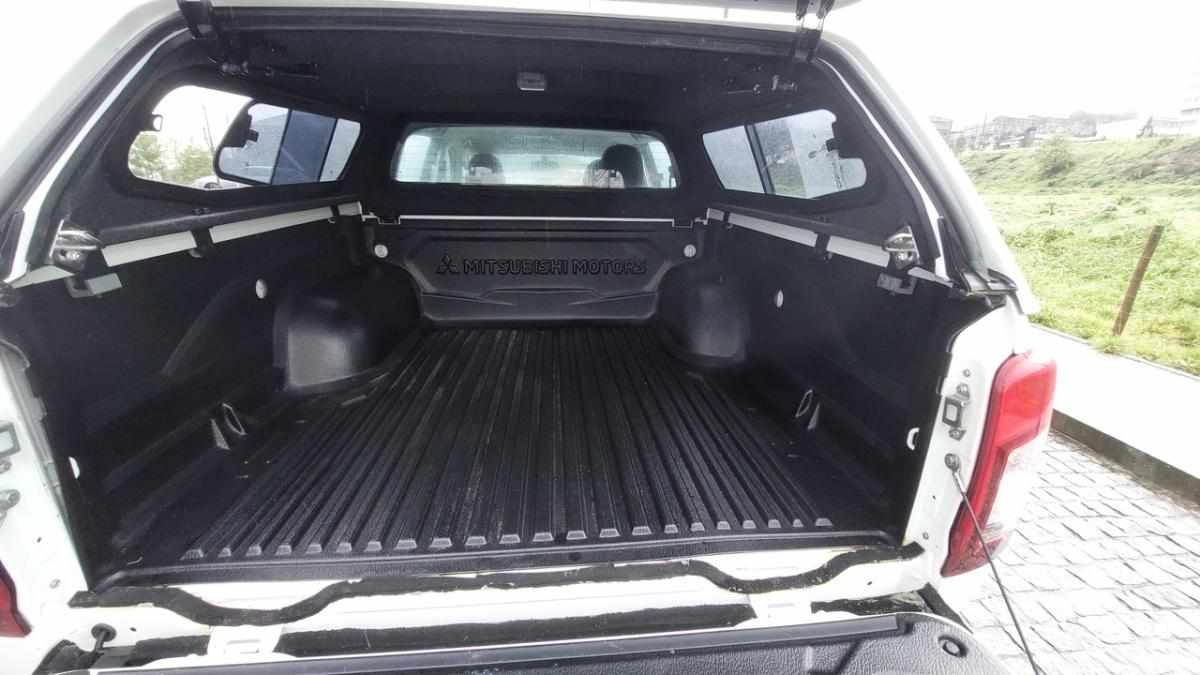 mitsubishi-l200-2-3-150cv-2022-diesel-2268cc