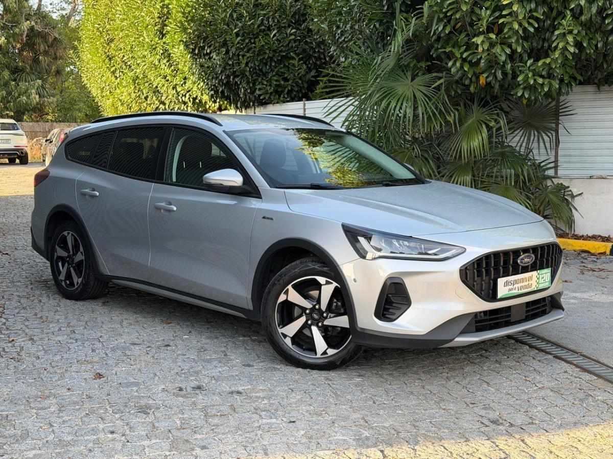 ford-focus-sw-2023-diesel-1560cc