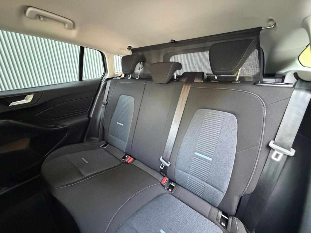 ford-focus-sw-2023-diesel-1560cc