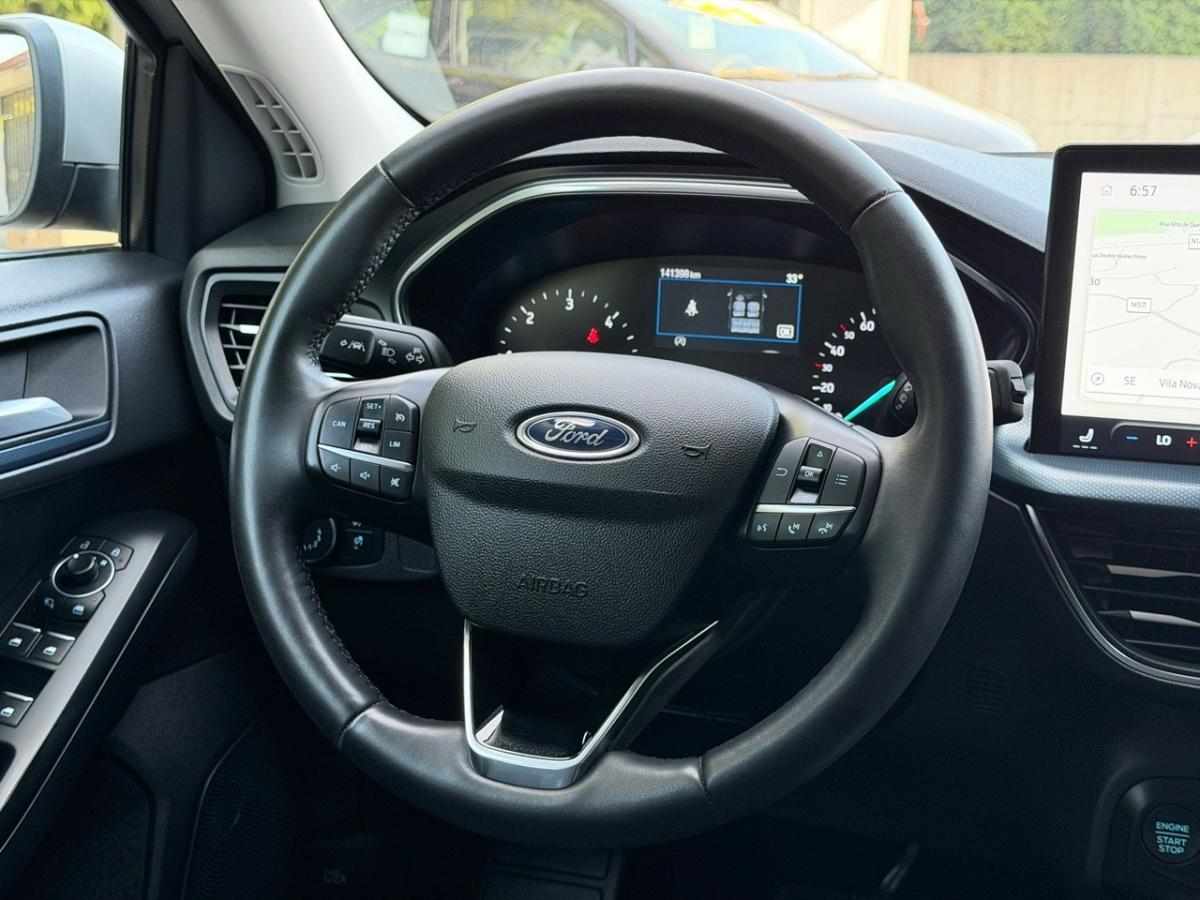 ford-focus-sw-2023-diesel-1560cc