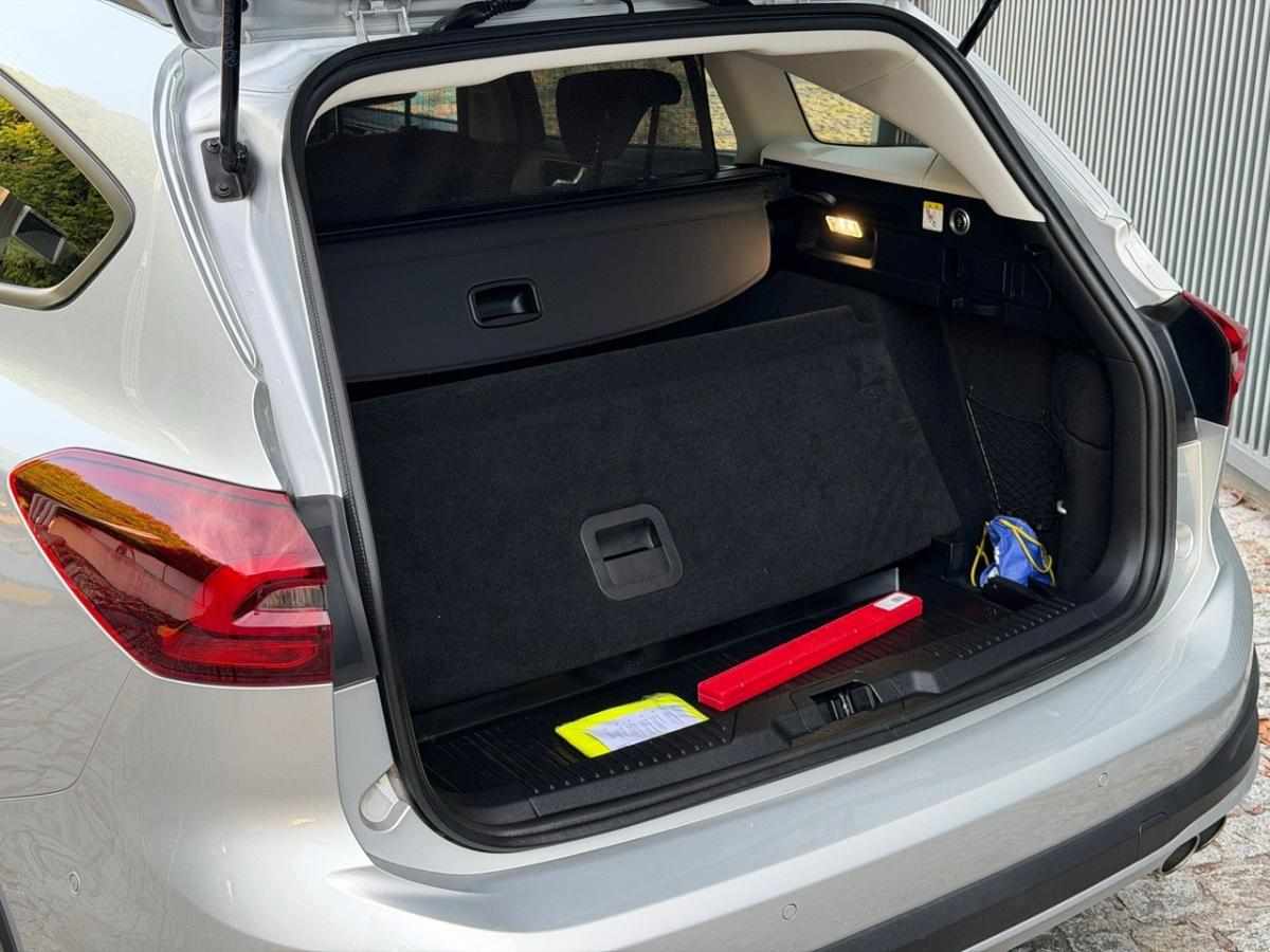 ford-focus-sw-2023-diesel-1560cc