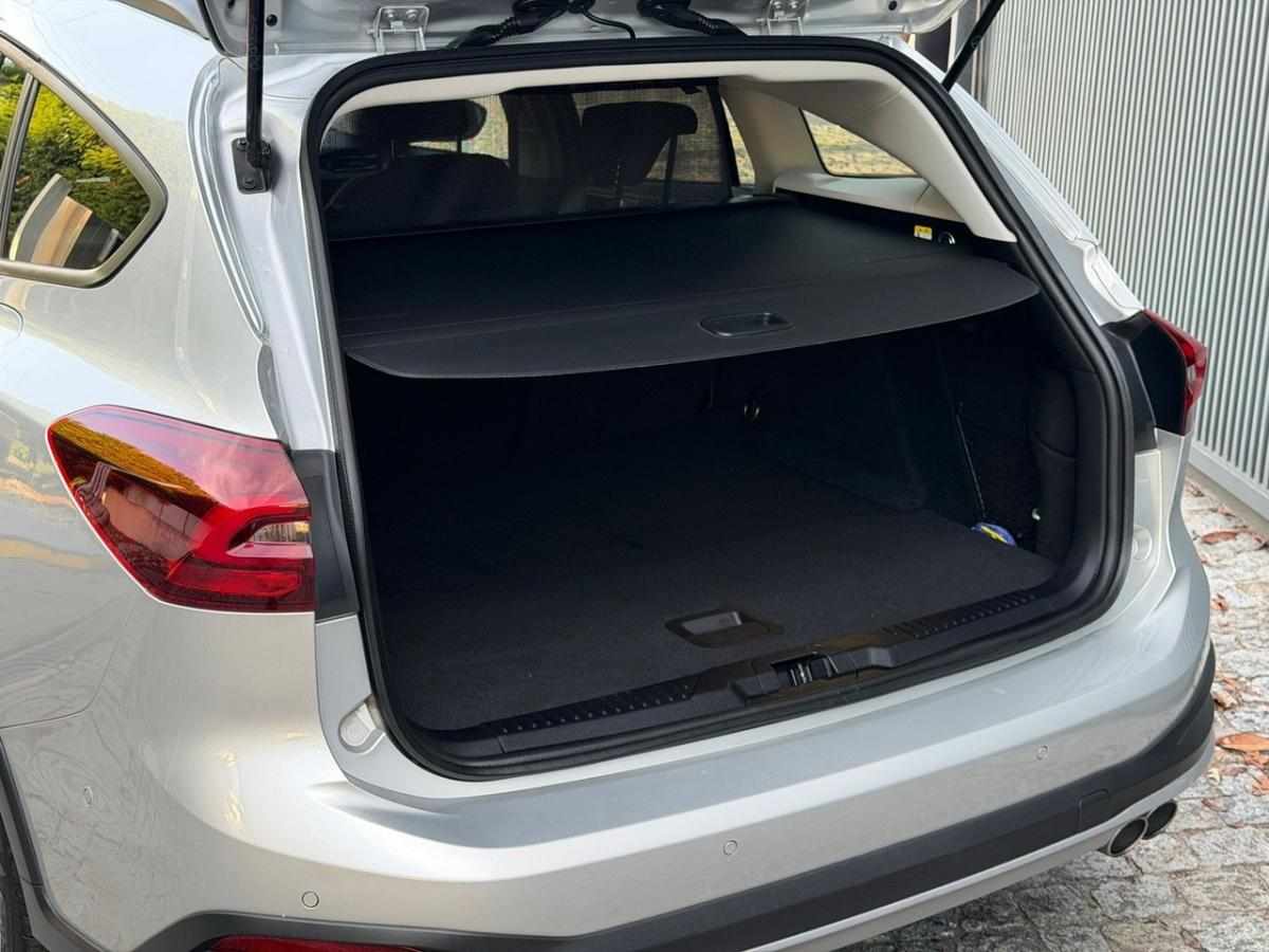 ford-focus-sw-2023-diesel-1560cc