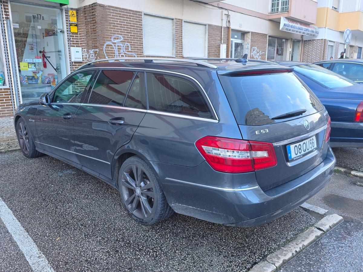 mercedes-benz-classe-e-e-220-cdi-blueefficiency-2010-diesel-2143cc