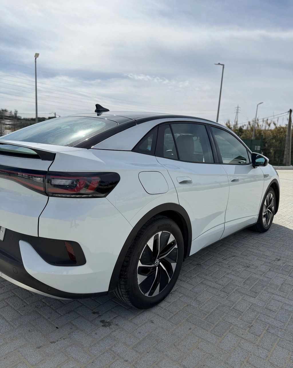 volkswagen-id-5-1-geracao-2023-eletrico