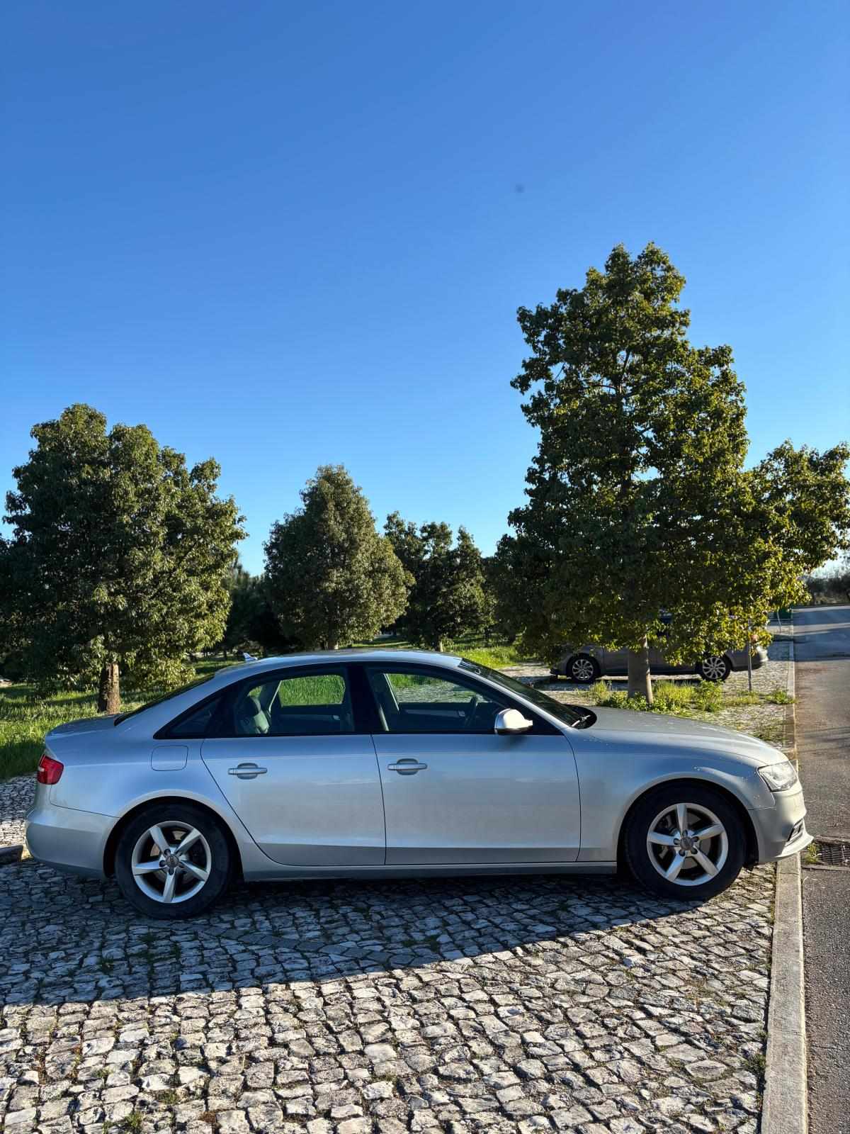audi-a4-2-0-tdi-dpf-2012-diesel-1968cc