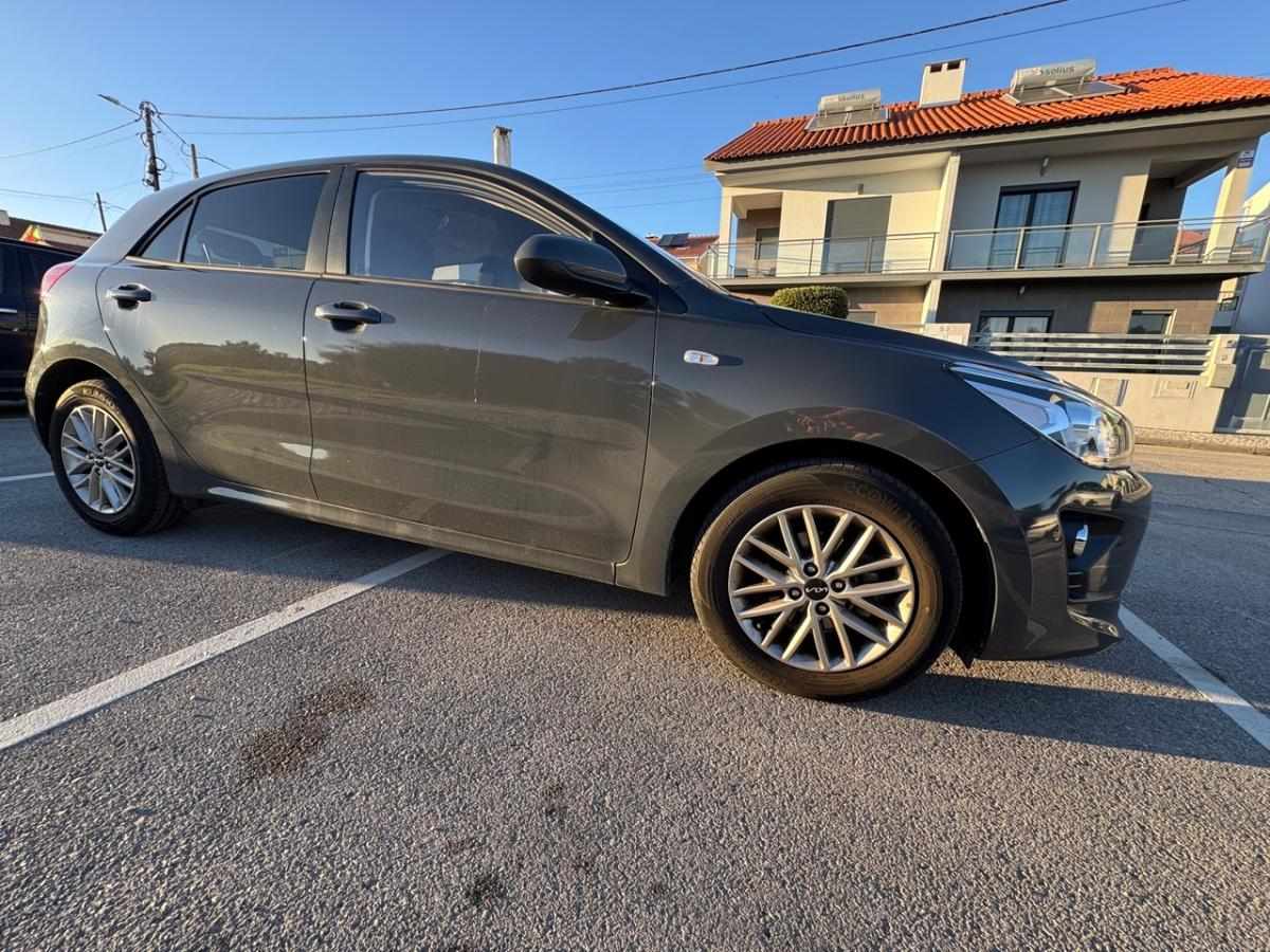 kia-rio-1-2-84cv-2022-gasolina-1197cc