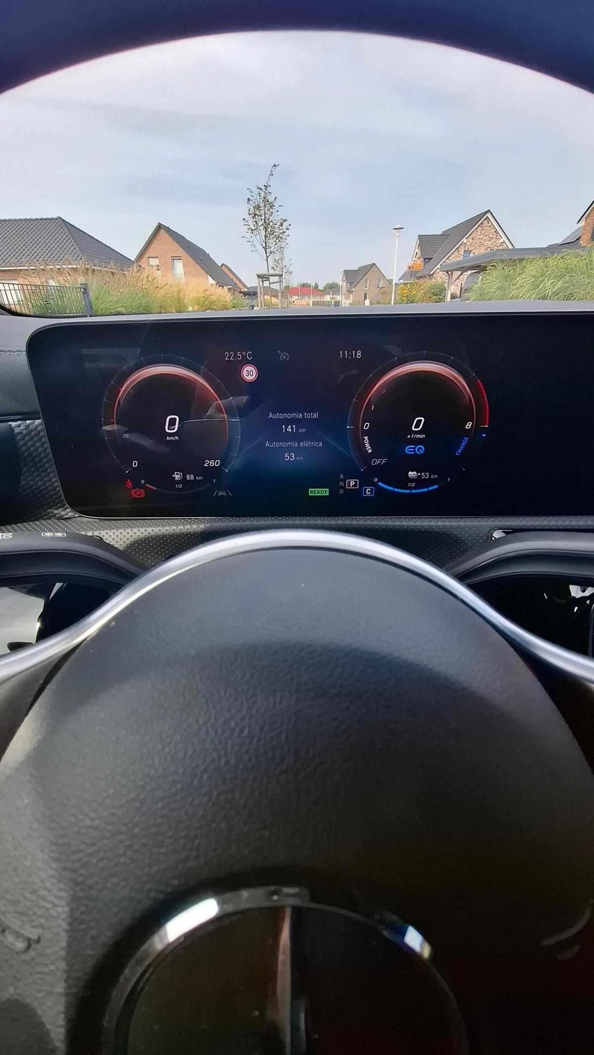 mercedes-benz-cla-250-e-2021-gasolina-1332cc
