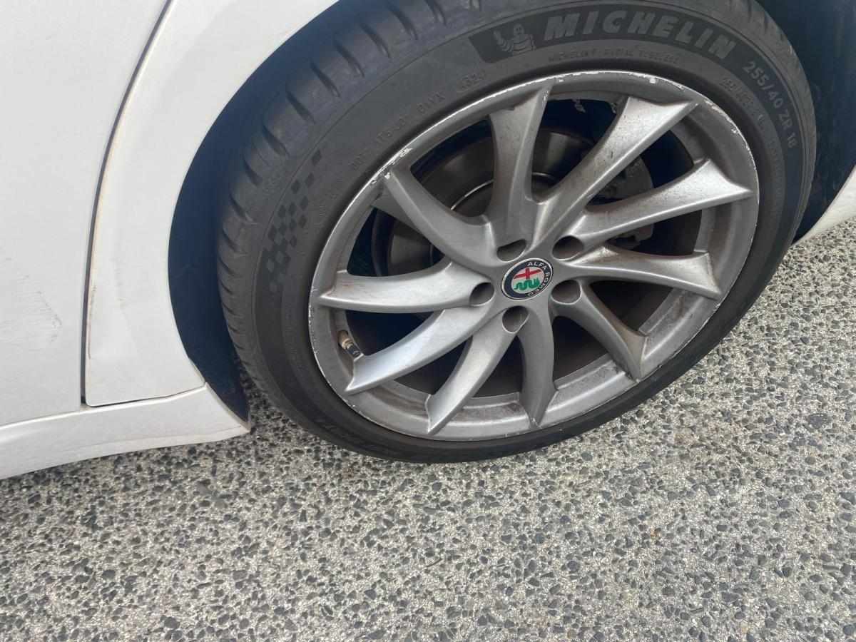 alfa-romeo-giulia-2-2-jtdm-2017-diesel-2143cc
