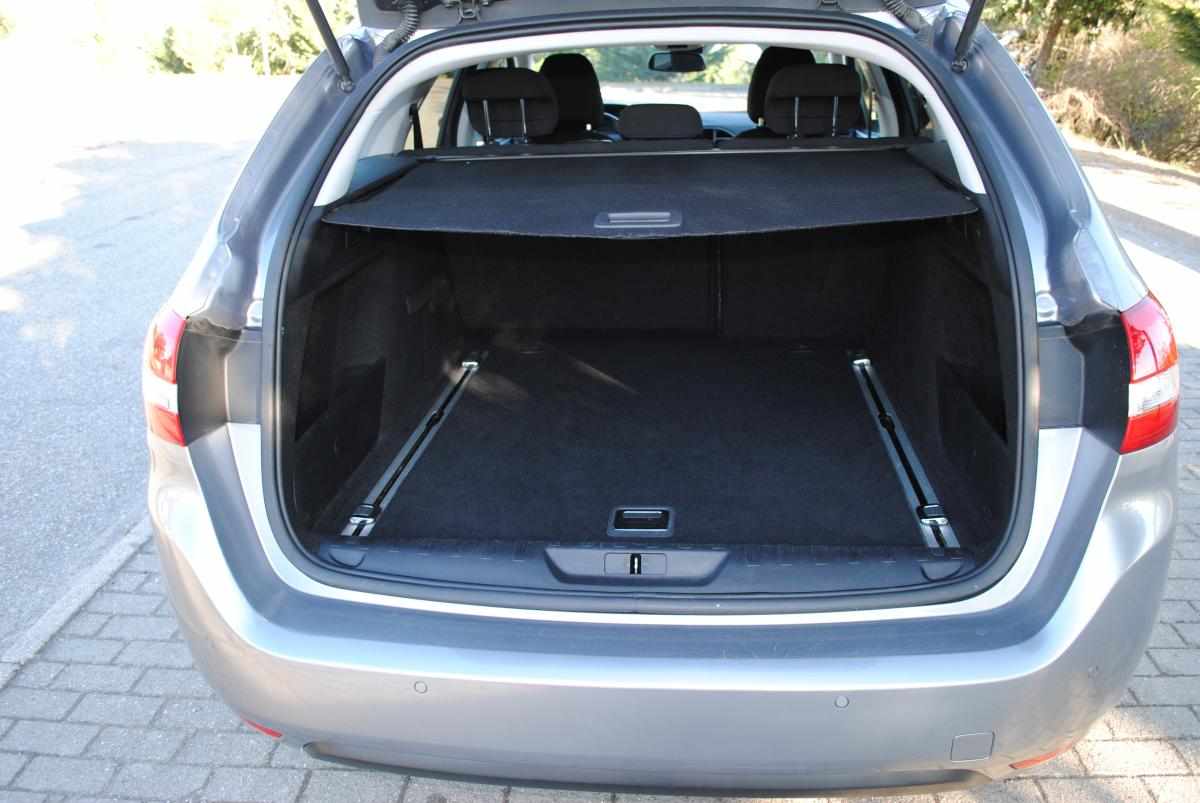 peugeot-308-1-6-bluehdi-2015-diesel-1560cc