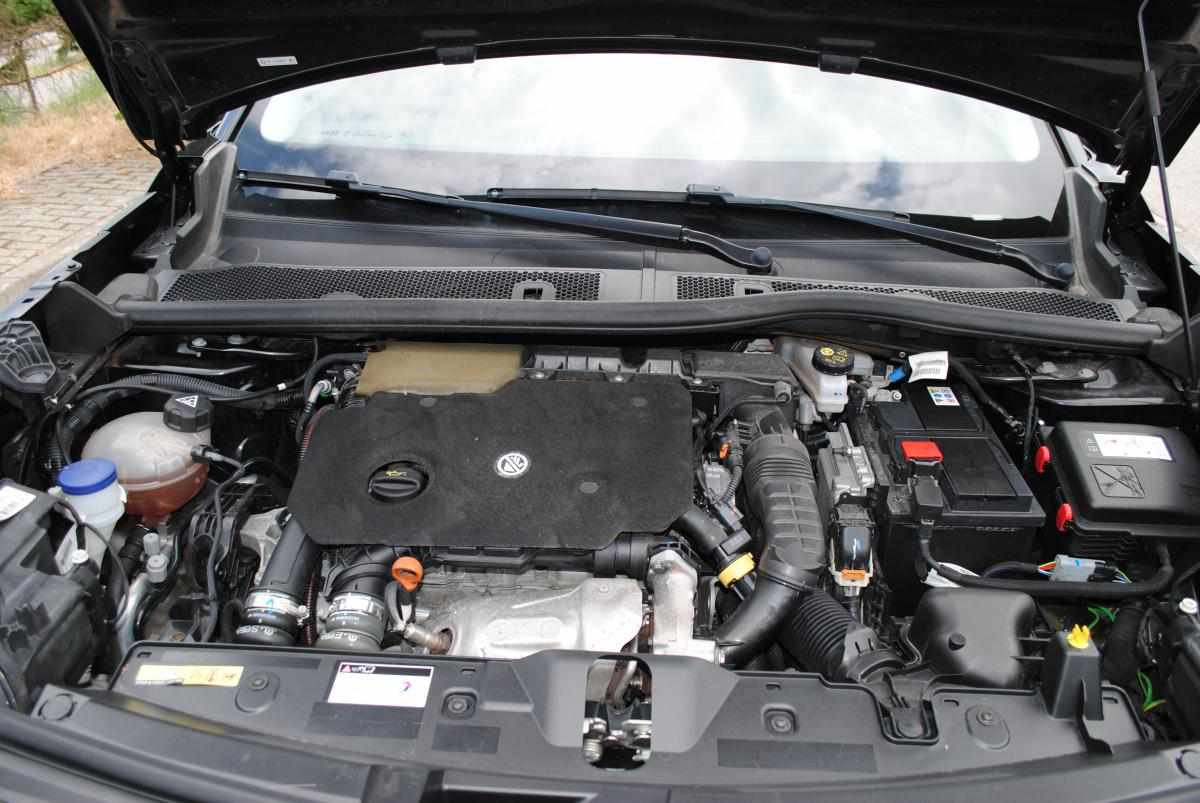 peugeot-2008-1-5-bluehdi-2022-diesel-1499cc
