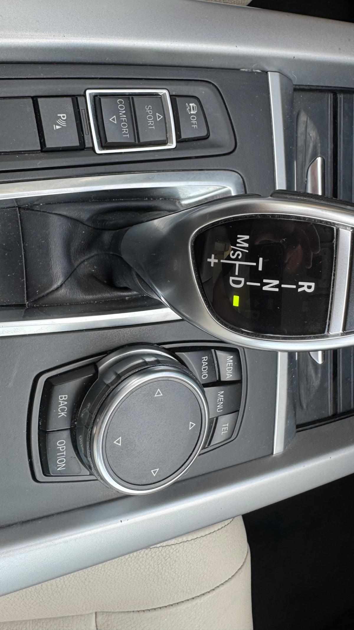 bmw-x5-sdrive25d-2016-diesel-1995cc
