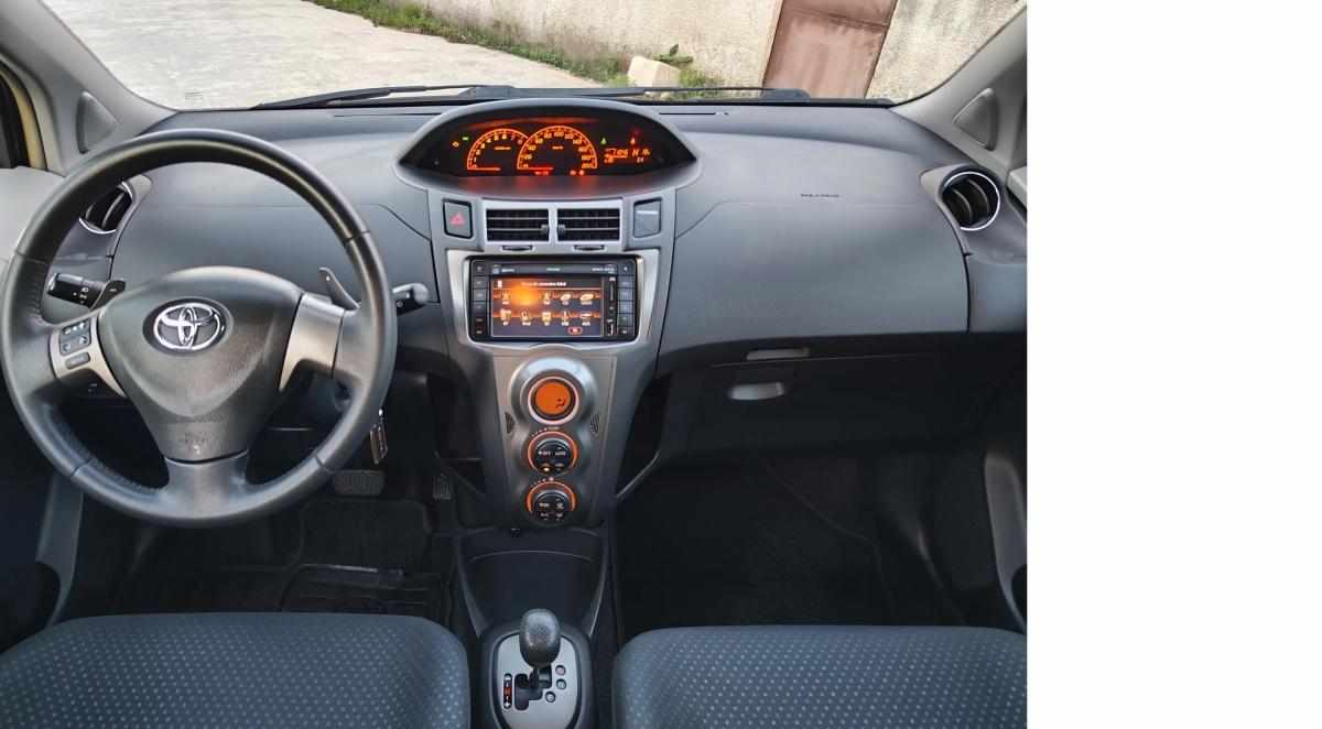 toyota-yaris-1-33-dual-vvt-i-2010-gasolina-1329cc