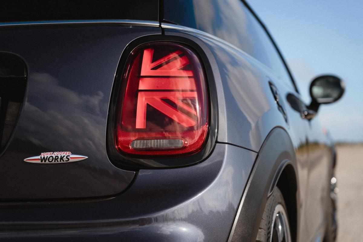 mini-hatch-2-0-2021-gasolina-1998cc