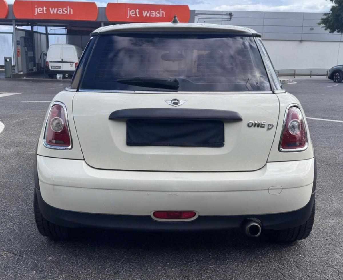 mini-cooper-d-1-6-d-2010-diesel-1600cc