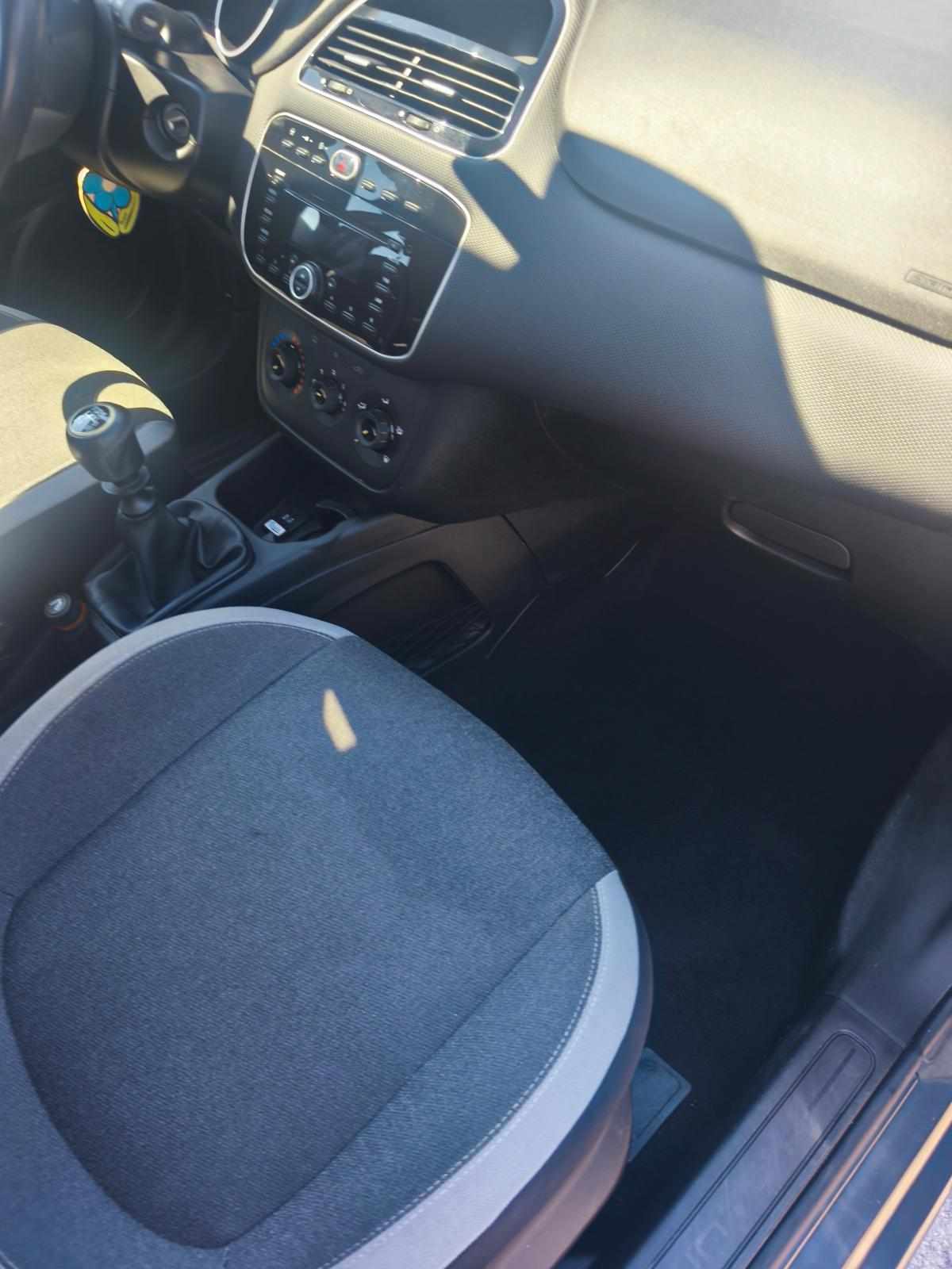 fiat-punto-1-2-ss-2013-gasolina-1242cc