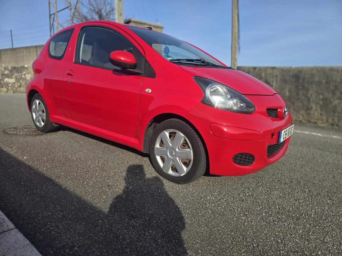 toyota-aygo-1-0-vvt-i-2009-gasolina-998cc