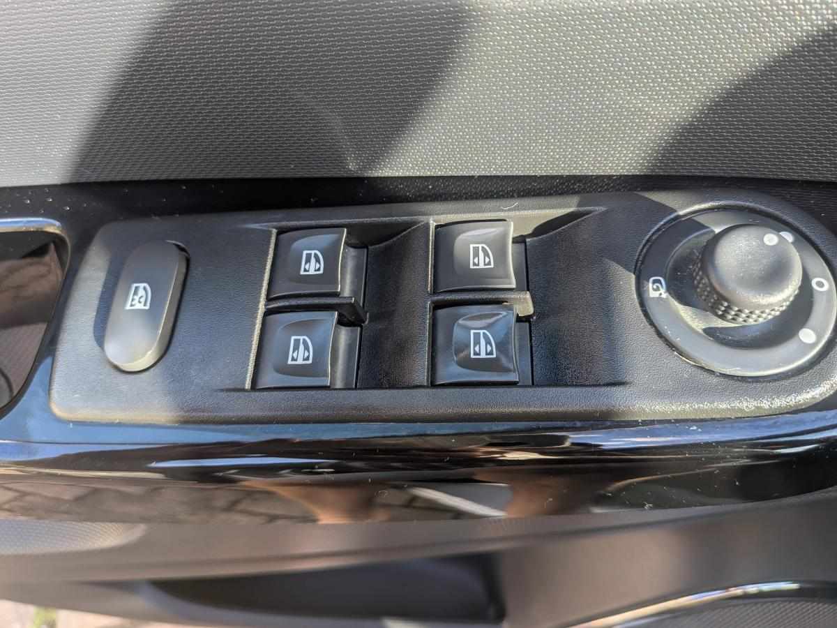 renault-captur-1-5-dci-2015-diesel-1461cc