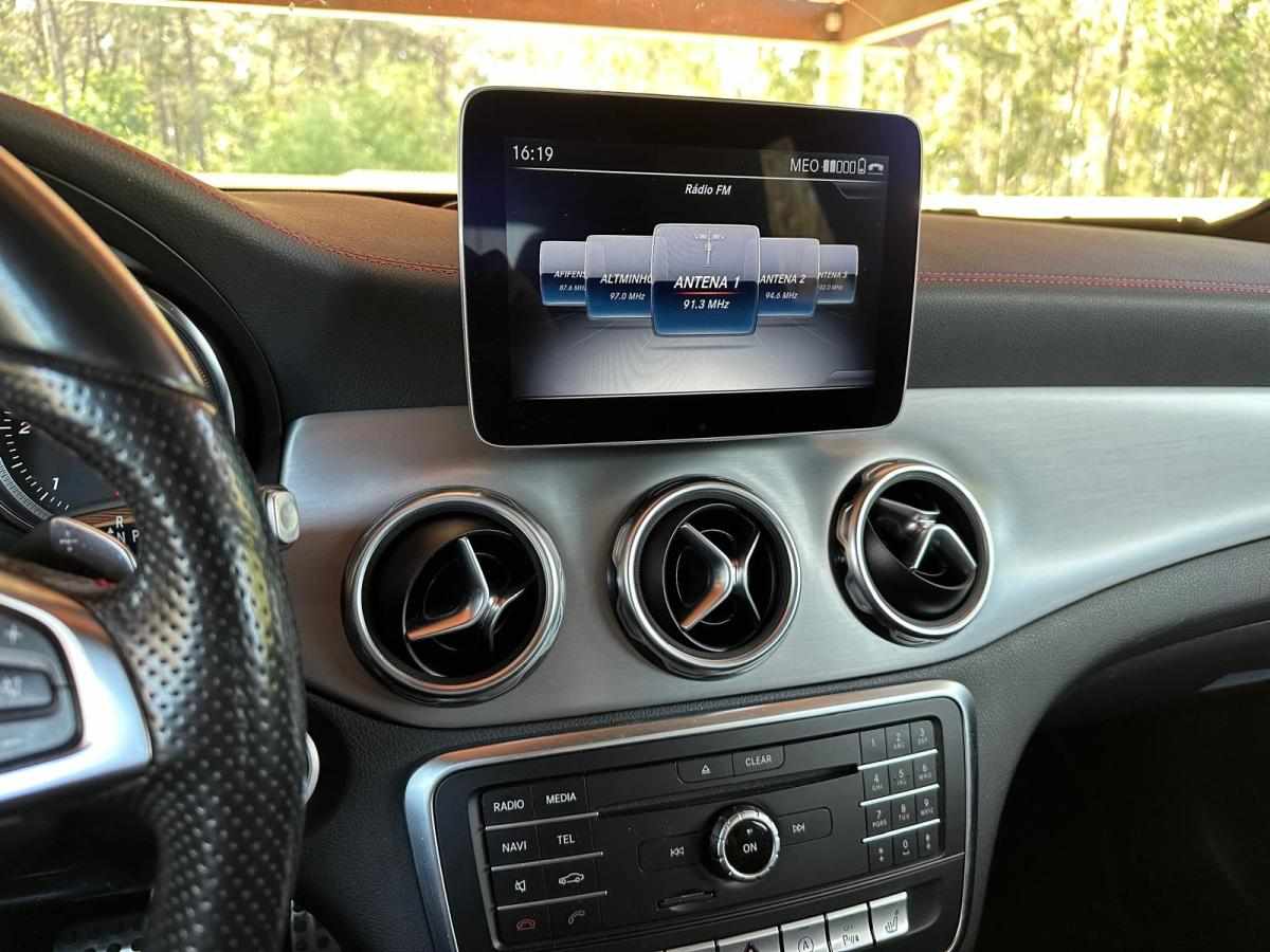 mercedes-benz-gla-220-d-2018-diesel-2143cc