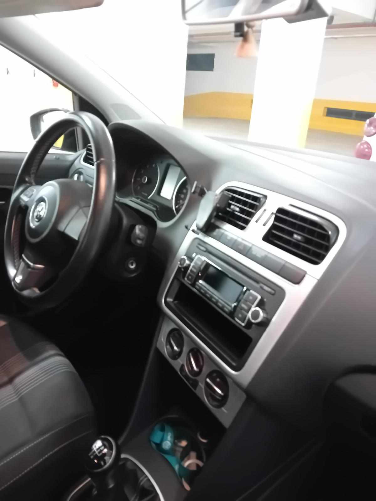 volkswagen-polo-1-2-2013-gasolina-1198cc