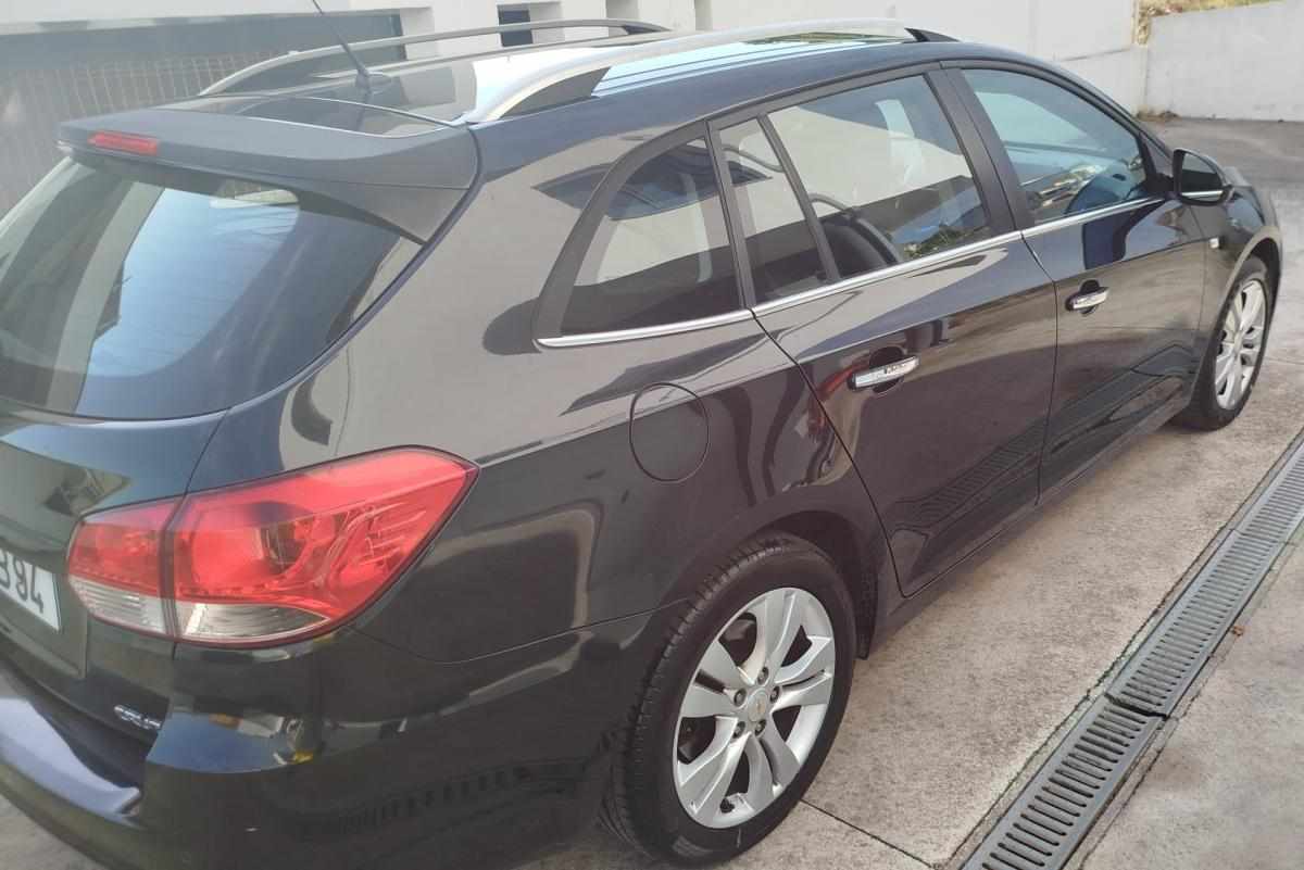 chevrolet-cruze-1-7-td-vcdi-awd-2013-diesel-1686cc