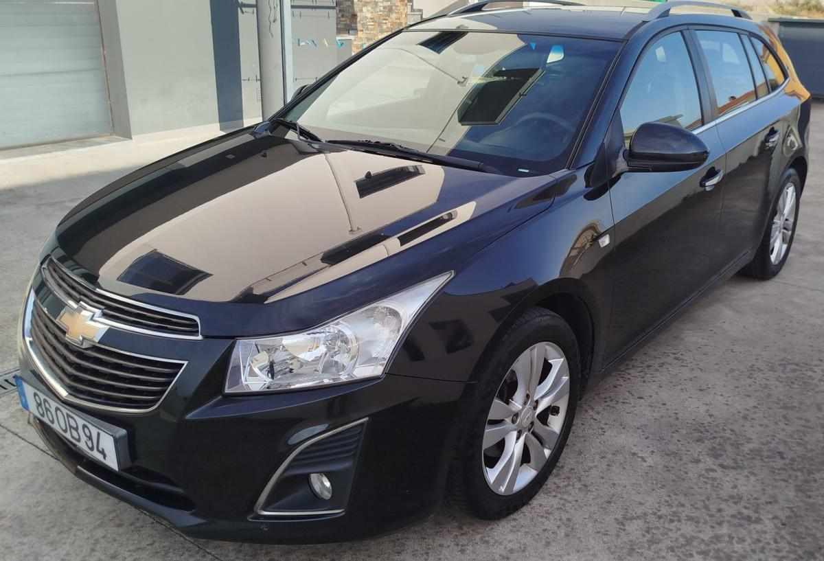 chevrolet-cruze-1-7-td-vcdi-awd-2013-diesel-1686cc