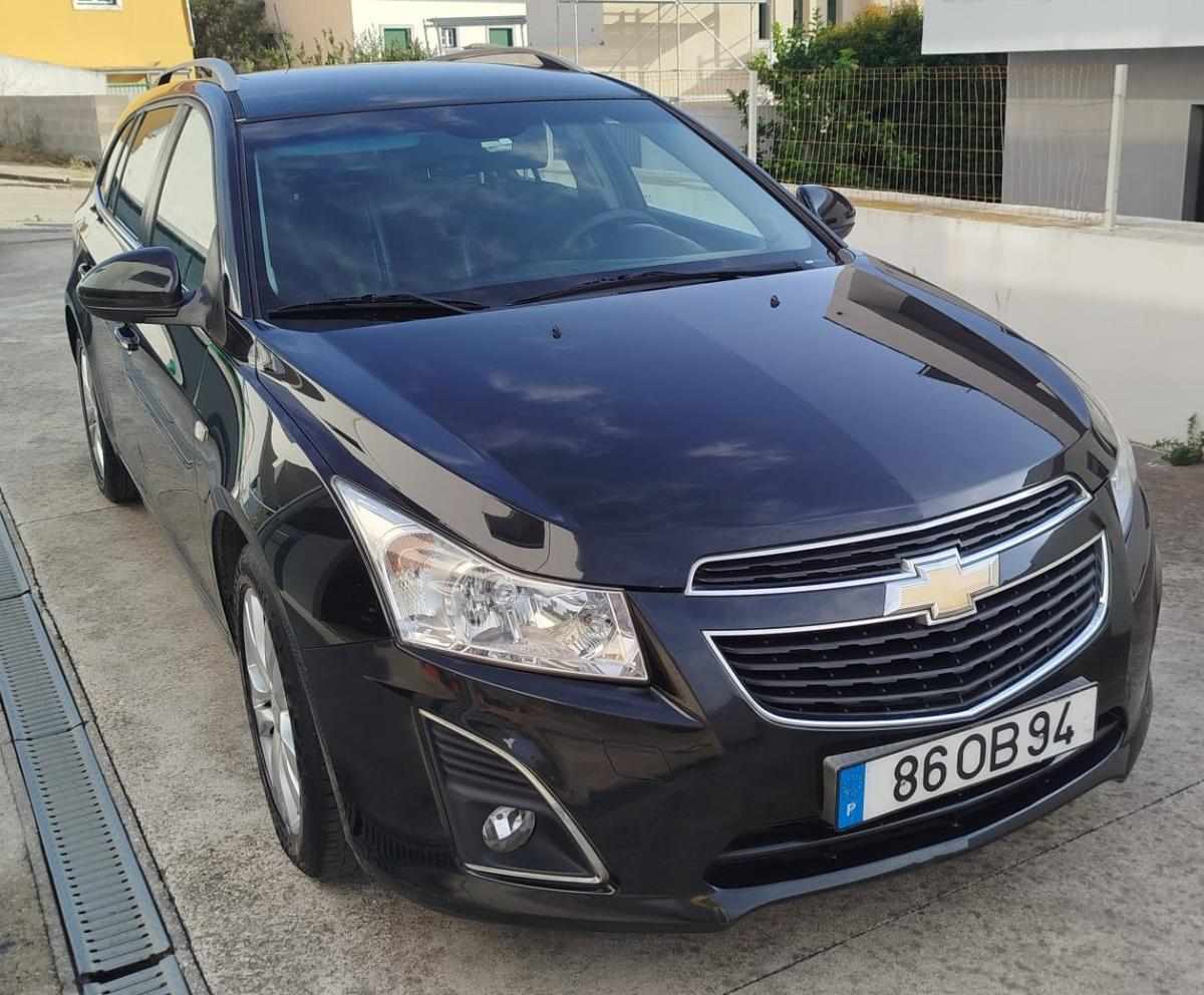 chevrolet-cruze-1-7-td-vcdi-awd-2013-diesel-1686cc