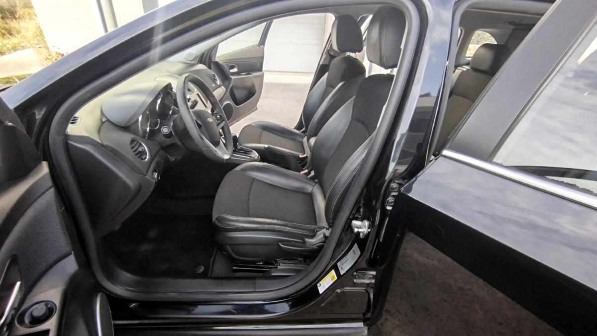 chevrolet-cruze-1-7-td-vcdi-awd-2013-diesel-1686cc